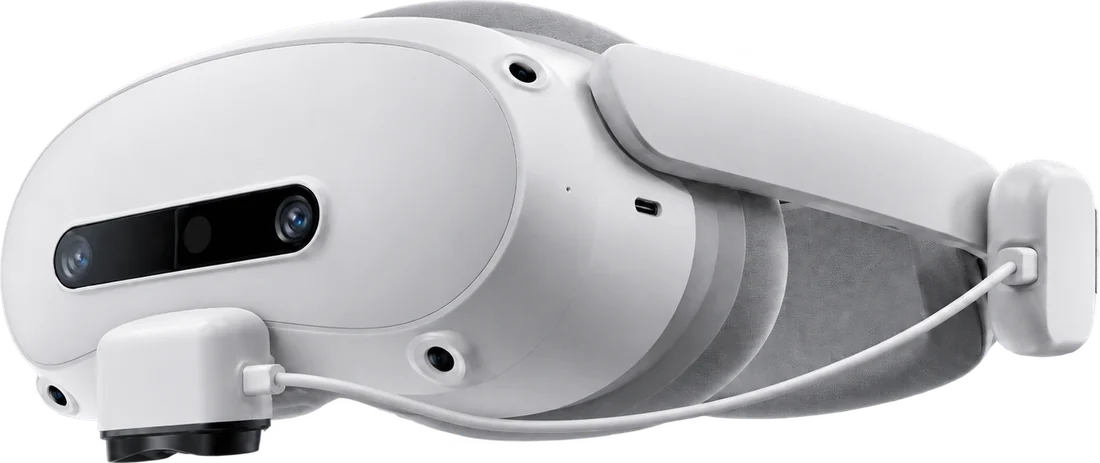 Headset fitted with the Olfy scent module